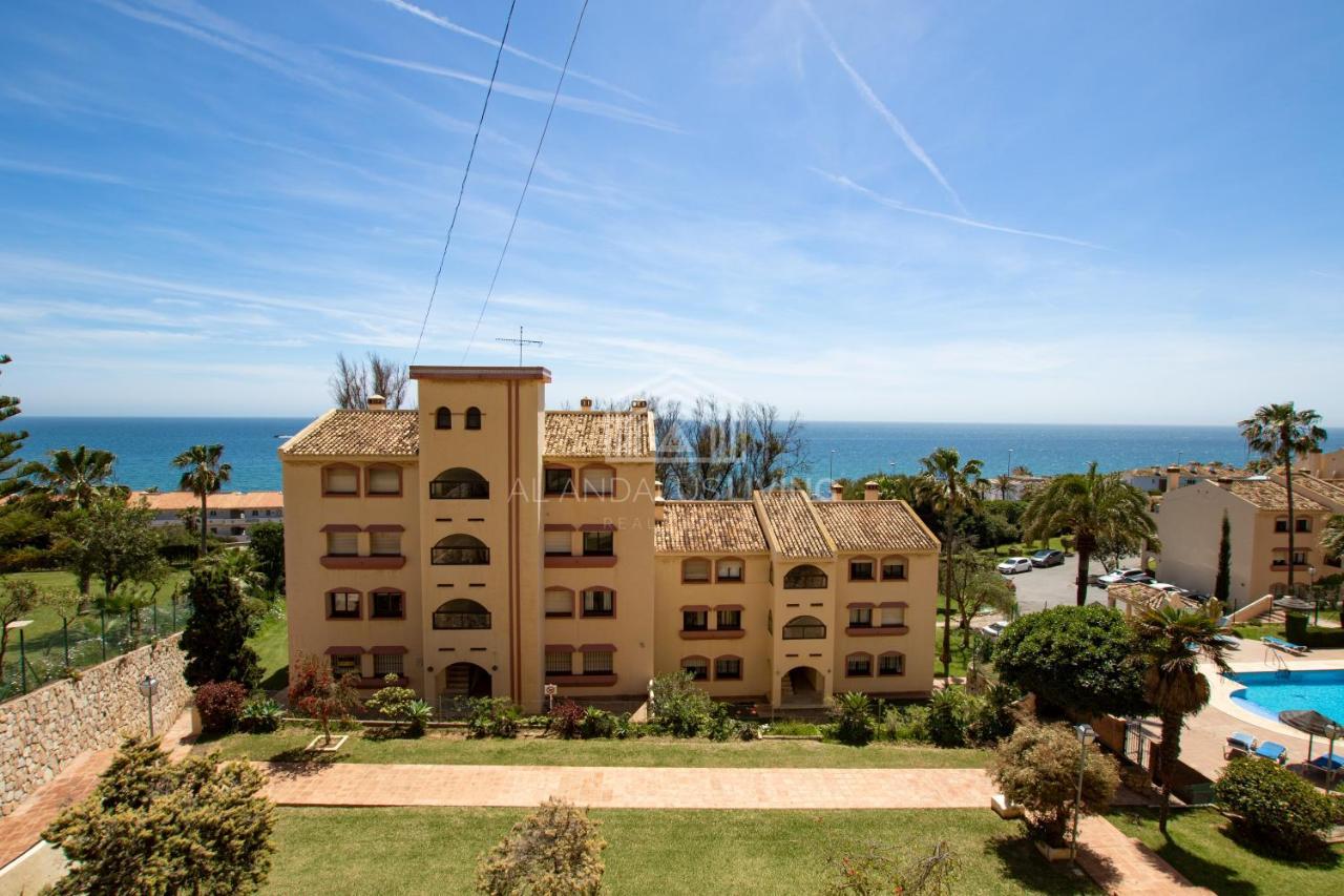 Panoramic Sea Views And Direct Access To The Beach From The Community In Torrenueva Lejlighed Málaga Eksteriør billede
