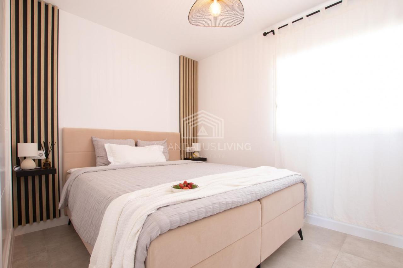 Panoramic Sea Views And Direct Access To The Beach From The Community In Torrenueva Lejlighed Málaga Eksteriør billede