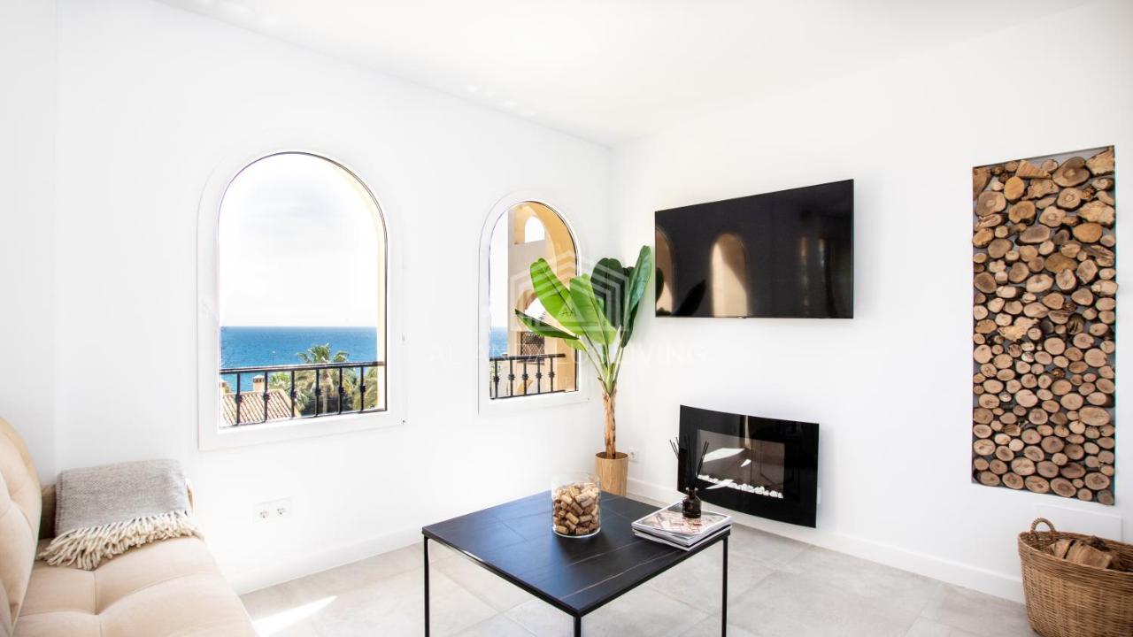 Panoramic Sea Views And Direct Access To The Beach From The Community In Torrenueva Lejlighed Málaga Eksteriør billede